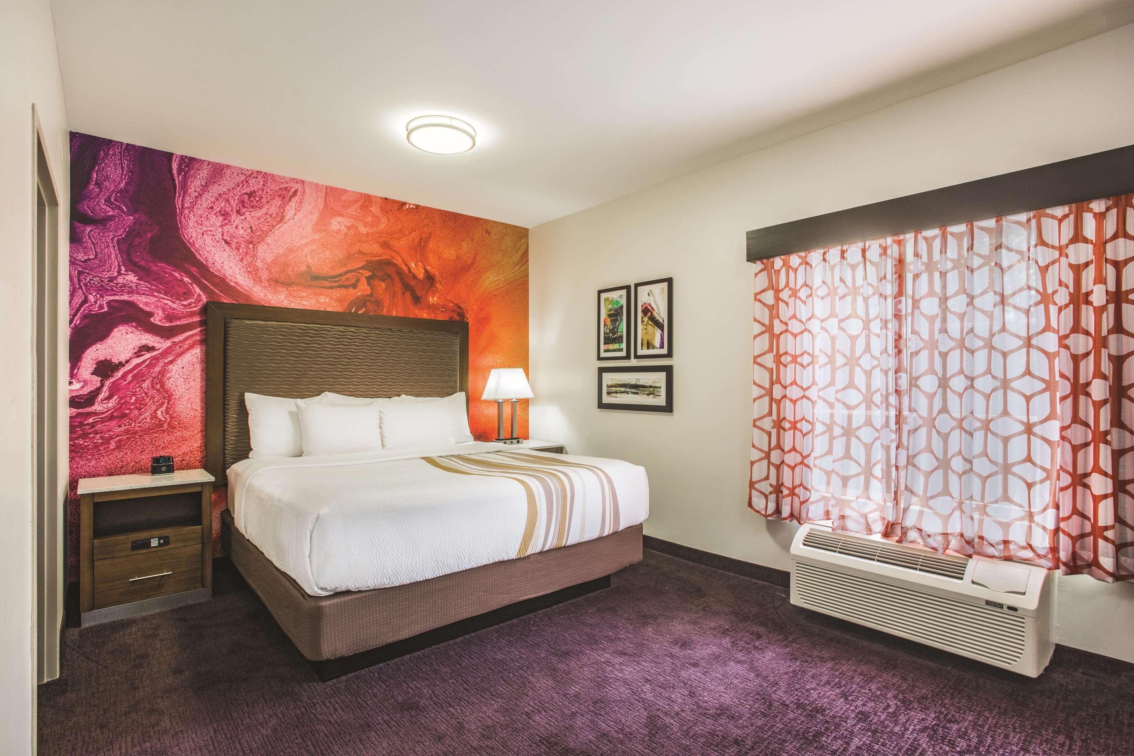 La Quinta by Wyndham Chambersburg Hotel Bagian luar foto
