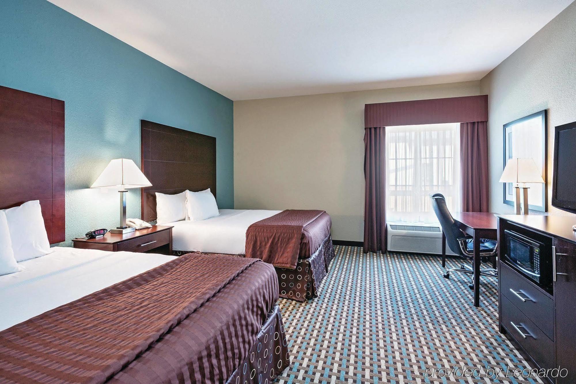 La Quinta by Wyndham Chambersburg Hotel Bagian luar foto